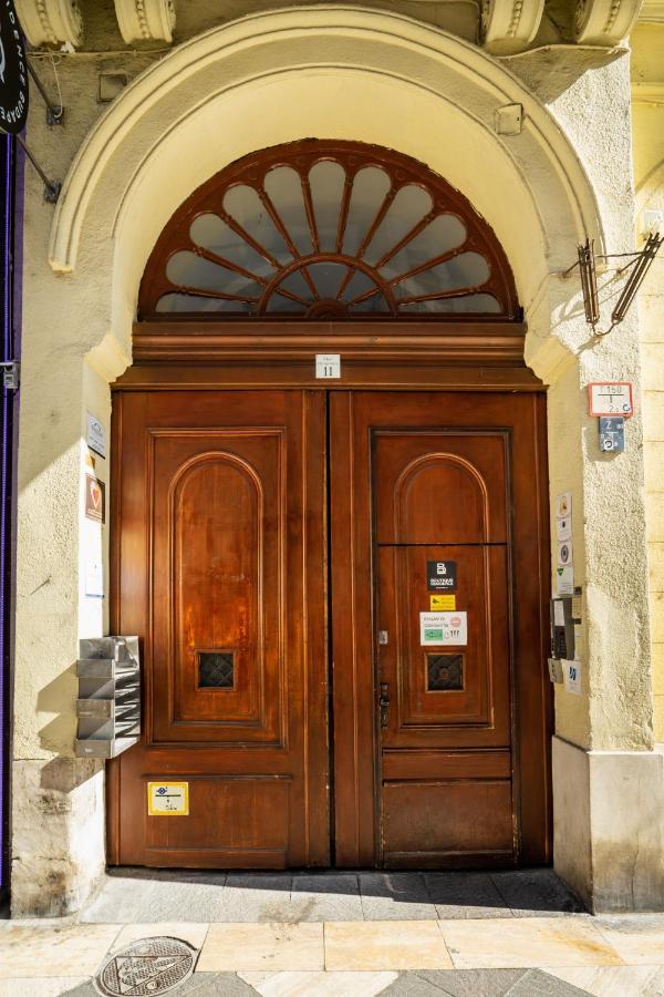 Basilika View Elegant Suite Need Reservation For Free Parking Βουδαπέστη Εξωτερικό φωτογραφία